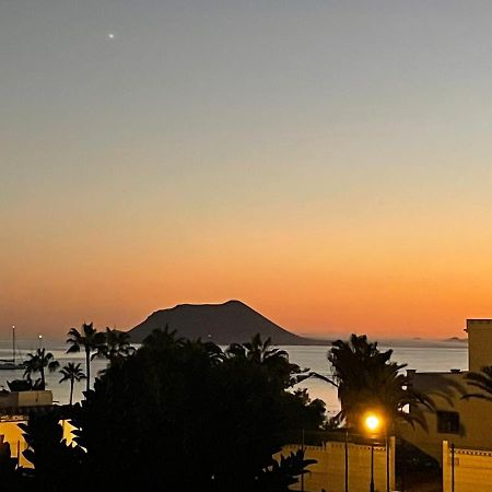 Alojamiento Playa Centro Corralejo 17 Экстерьер фото